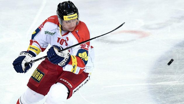 Olomoucký útočník Pavel Patera. Olomoucký útočník Pavel Patera.