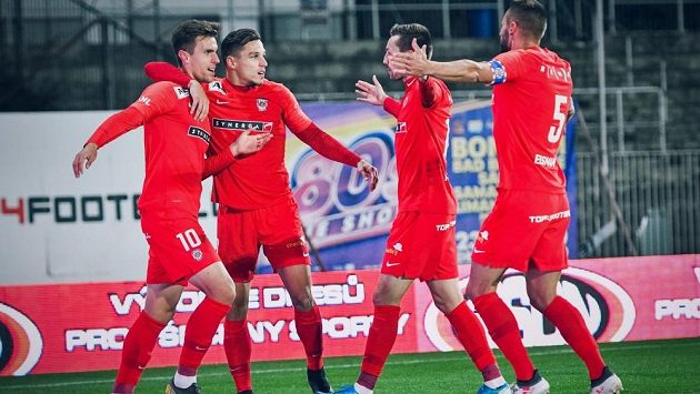 Radost fotbalistů Zbrojovky Radost fotbalistů Zbrojovky