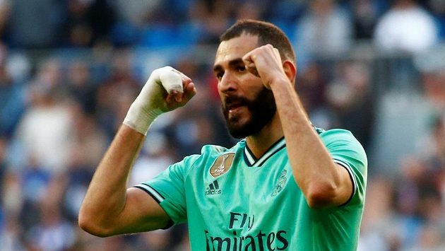 Karim Benzema z Realu Madrid oslavuje gól proti Espaňolu. Karim Benzema z Realu Madrid oslavuje gól proti Espaňolu.