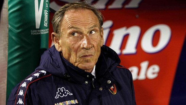 Zdeněk Zeman podruhé v sezóně skončil v Cagliari. Zdeněk Zeman podruhé v sezóně skončil v Cagliari.