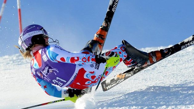 Francouzská lyžařka Tessa Worleyová si Courchevelu přivodila nepříjemný pád. Francouzská lyžařka Tessa Worleyová si Courchevelu přivodila nepříjemný pád.