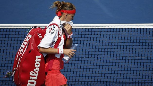 Lucie Šafářová se vrátí na kurty až v Linci. Lucie Šafářová se vrátí na kurty až v Linci.