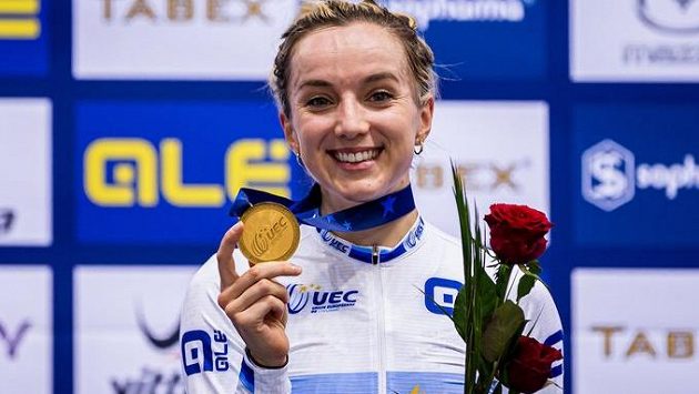 Britská dráhová cyklistka Elinor Barkerová. Britská dráhová cyklistka Elinor Barkerová.
