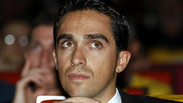 Španělský cyklista Alberto Contador v Paříži u příležitosti představení trasy příštího ročníku Tour de France. Španělský cyklista Alberto Contador v Paříži u příležitosti představení trasy příštího ročníku Tour de France.