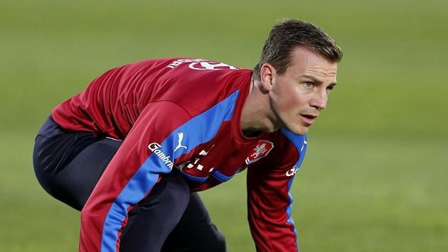 Vladimír Darida při tréninku v Serravalle. Vladimír Darida při tréninku v Serravalle.