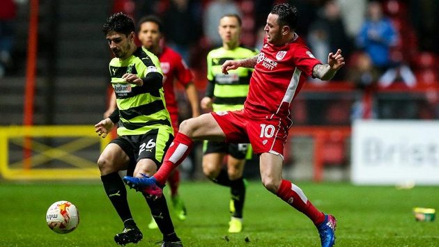 Snímek ze zápasu Bristol City (v červeném) - Huddersfield. Snímek ze zápasu Bristol City (v červeném) - Huddersfield.