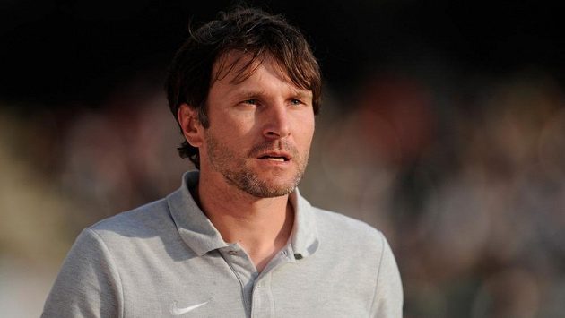Trenér fotbalistů Jablonce Roman Skuhravý. Trenér fotbalistů Jablonce Roman Skuhravý.