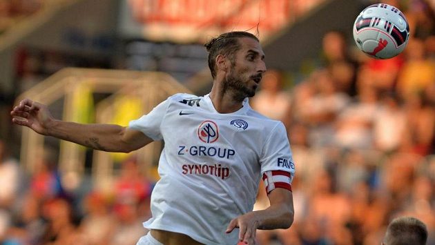 Libor Došek se trefil i v Plzni, Slovácko si odvezlo bod za plichtu 2:2. Libor Došek se trefil i v Plzni, Slovácko si odvezlo bod za plichtu 2:2.