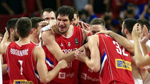 RAdost srbských basketbalistů z postupu do finále ME. RAdost srbských basketbalistů z postupu do finále ME.