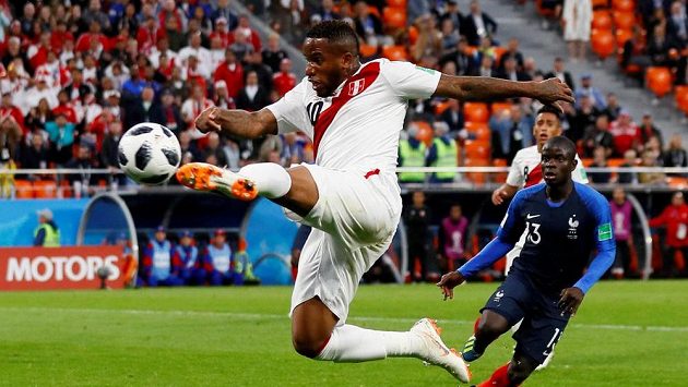 Peruánský fotbalista Jefferson Farfán. Peruánský fotbalista Jefferson Farfán.
