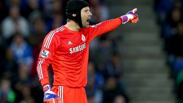 Petr Čech směřuje z Chelsea do konkurenčního londýnského celku Arsenalu. Petr Čech směřuje z Chelsea do konkurenčního londýnského celku Arsenalu.