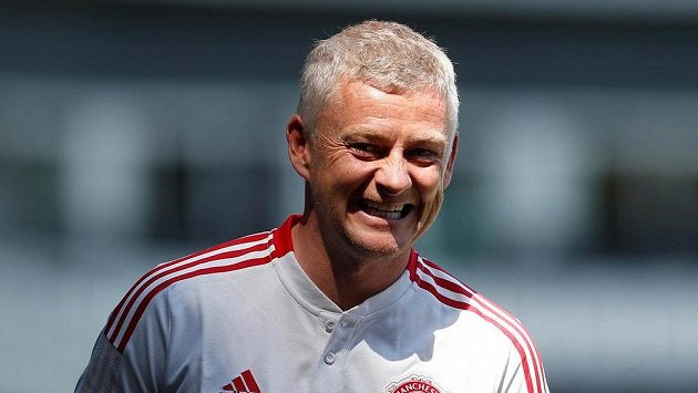 Ole Gunnar Solskjaer prodloužil smlouvu s Manchesterem United. Ole Gunnar Solskjaer prodloužil smlouvu s Manchesterem United.