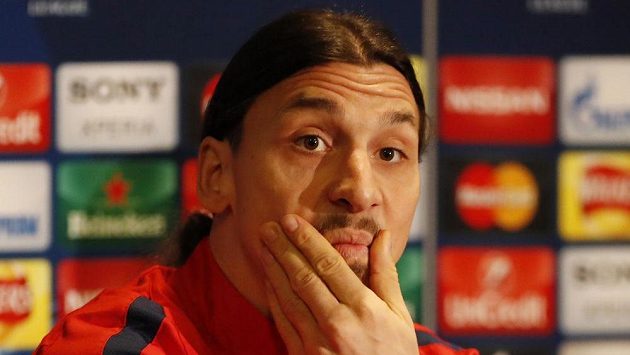 Útočník Paris St. Germain Zlatan Ibrahimovic. Útočník Paris St. Germain Zlatan Ibrahimovic.