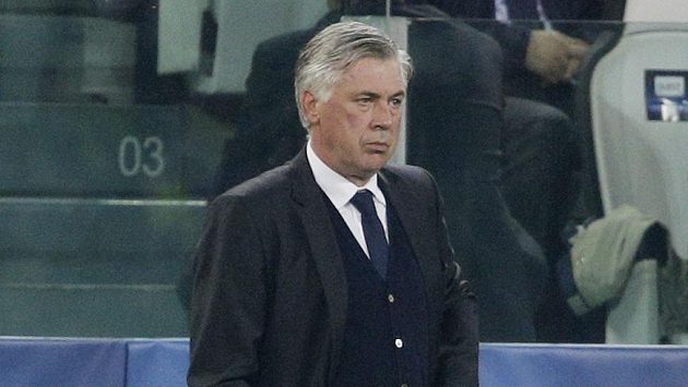 Kouč Realu Carlo Ancelotti během semifinále Ligy mistrů proti Juventusu. Kouč Realu Carlo Ancelotti během semifinále Ligy mistrů proti Juventusu.