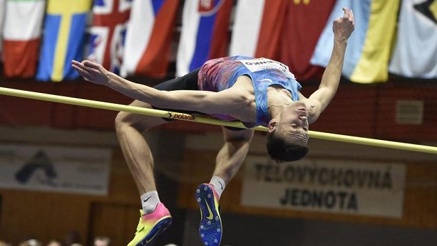 Danil Lysenko vyhrál Hustopečské skákání nejlepším výkonem dosavadní sezóny. Danil Lysenko vyhrál Hustopečské skákání nejlepším výkonem dosavadní sezóny.