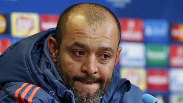 Kouč Valencie Nuno Espirito Santo před jedním ze zápasů LM. Kouč Valencie Nuno Espirito Santo před jedním ze zápasů LM.