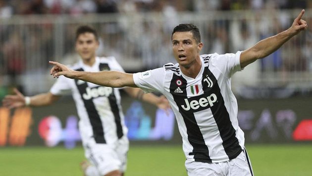 Cristiano Ronaldo se raduje z gólu proti AC Milán. Cristiano Ronaldo se raduje z gólu proti AC Milán.