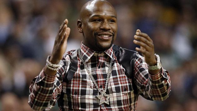 Boxer Floyd Mayweather zná svoji cenu, pod ní nepůjde. Ukončí sportovní důchod pro 100 miliónu dolarů? Boxer Floyd Mayweather zná svoji cenu, pod ní nepůjde. Ukončí sportovní důchod pro 100 miliónu dolarů?