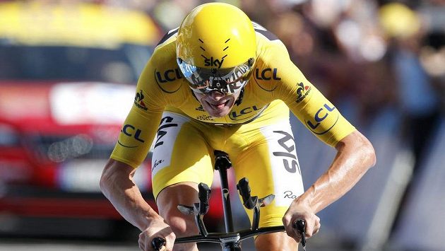 Britský cyklista Chris Froome ovládl čtvrteční horskou časovku na Tour de France. Britský cyklista Chris Froome ovládl čtvrteční horskou časovku na Tour de France.