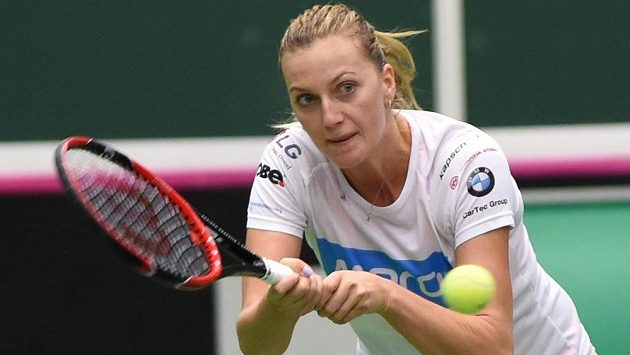 Petra Kvitová na tréninku českých tenistek před fedcupovým víkendem proti Francii. Petra Kvitová na tréninku českých tenistek před fedcupovým víkendem proti Francii.