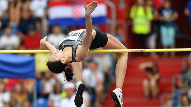 Ruská výškařská hvězda Maria Lasickeneová skočila na Zlaté tretře v Ostravě 206 cm, svůj nejlepší letošní světový výkon posunula o čtyři centimetry. Ruská výškařská hvězda Maria Lasickeneová skočila na Zlaté tretře v Ostravě 206 cm, svůj nejlepší letošní světový výkon posunula o čtyři centimetry.