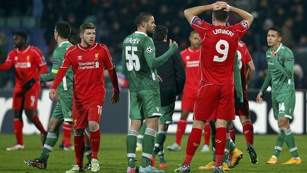 Fotbalisté Liverpoolu přišli o vítězství nad Razgradem až dvě minuty před koncem. Fotbalisté Liverpoolu přišli o vítězství nad Razgradem až dvě minuty před koncem.