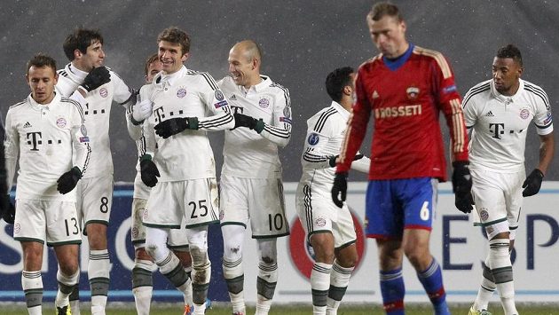 Fotbalisté Bayernu Mnichov slaví gól na hřišti CSKA Moskva. Fotbalisté Bayernu Mnichov slaví gól na hřišti CSKA Moskva.