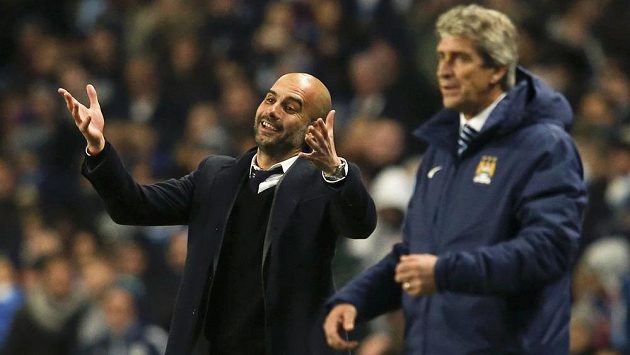 Trenér Pep Guardiola (vlevo) po sezóně vystřídá na lavičce Manchesteru City Manuela Pellegriniho. Trenér Pep Guardiola (vlevo) po sezóně vystřídá na lavičce Manchesteru City Manuela Pellegriniho.