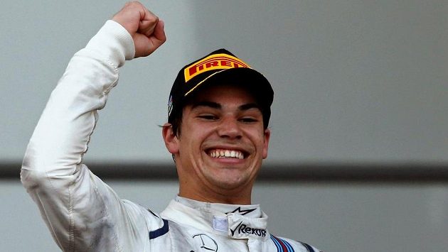 Lance Stroll se raduje ze třetího místa ve Velké ceně Ázerbájdžánu. Lance Stroll se raduje ze třetího místa ve Velké ceně Ázerbájdžánu.