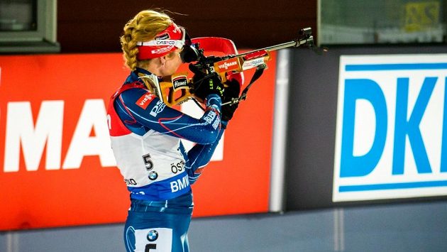 Česká biatlonistka Gabriela Soukalová během vytrvalostního závodu v Östersundu. Česká biatlonistka Gabriela Soukalová během vytrvalostního závodu v Östersundu.