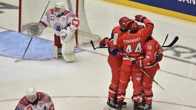 Utkání skupiny D hokejové Ligy mistrů: HC Oceláři Třinec - Junosť Minsk. Utkání skupiny D hokejové Ligy mistrů: HC Oceláři Třinec - Junosť Minsk.