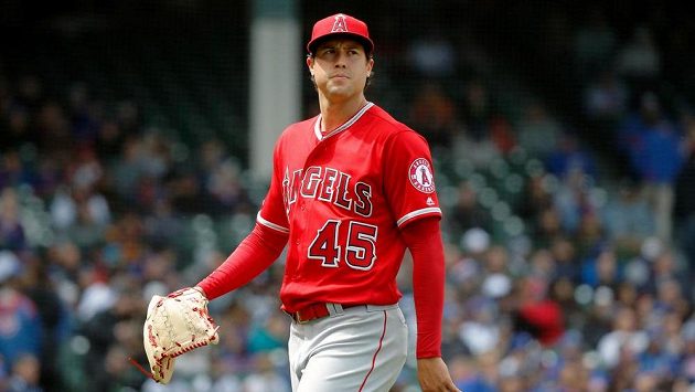 Nadhazovač Tyler Skaggs v 27 letech náhle zemřel. Nadhazovač Tyler Skaggs v 27 letech náhle zemřel.