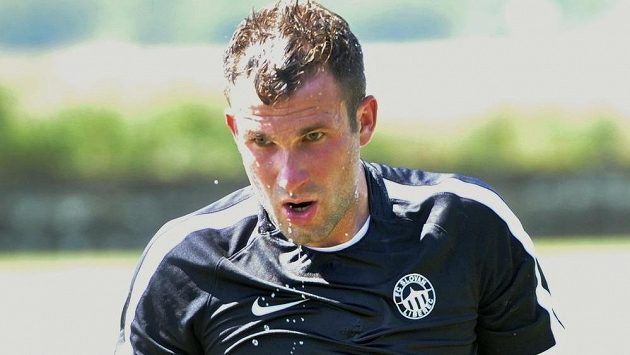 Brankář Ondřej Kolář se připravuje v libereckém dresu na novou sezónu. Brankář Ondřej Kolář se připravuje v libereckém dresu na novou sezónu.