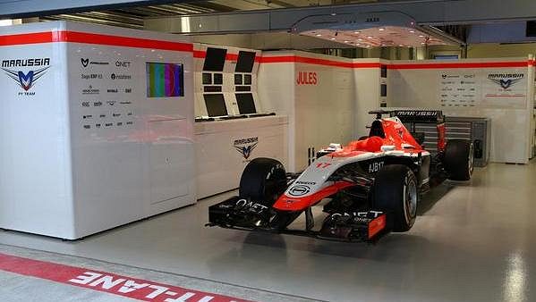 Monopost Julese Bianchiho během Velké ceny Ruska zůstal v garáži, vozy Marussia se už na startu neobjeví. Monopost Julese Bianchiho během Velké ceny Ruska zůstal v garáži, vozy Marussia se už na startu neobjeví.