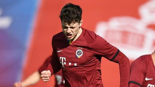 Sparťan Ladislav Krejčí mladší slaví gól ve čtvrtfinálové partii MOL Cupu s Jabloncem Sparťan Ladislav Krejčí mladší slaví gól ve čtvrtfinálové partii MOL Cupu s Jabloncem