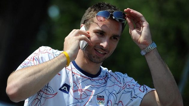 Badmintonista Petr Koukal na úvod olympijského turnaje neuspěl. Badmintonista Petr Koukal na úvod olympijského turnaje neuspěl.
