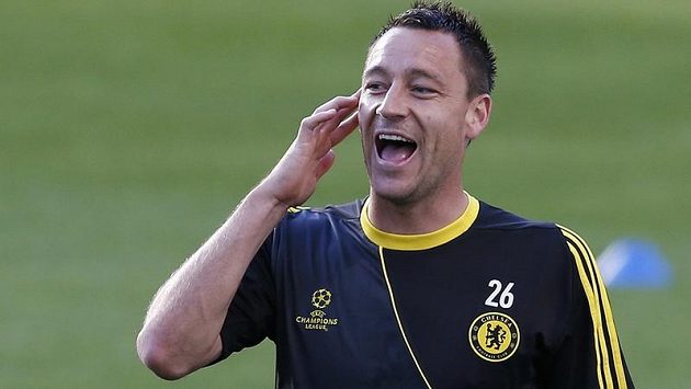 Stoper John Terry má jasno. Oblékat chce už jen dres Chelsea, v reprezentaci se rozhodl skončit Stoper John Terry má jasno. Oblékat chce už jen dres Chelsea, v reprezentaci se rozhodl skončit