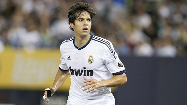 Brazilec Kaká se chce vrátit do AC Milán. Brazilec Kaká se chce vrátit do AC Milán.