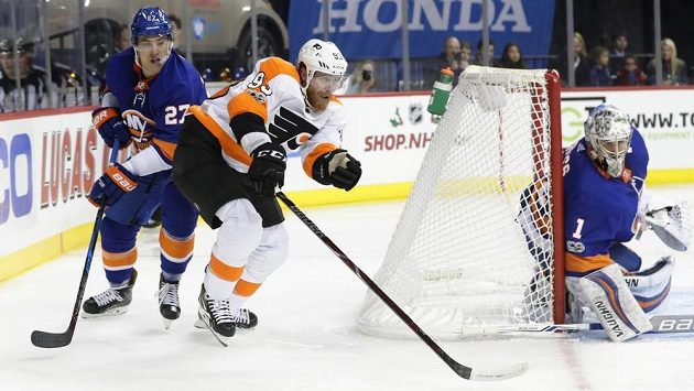 Jakub Voráček z Philadelphie v zápase proti New Yorku Islanders. Jakub Voráček z Philadelphie v zápase proti New Yorku Islanders.