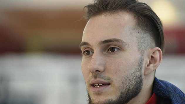 Desetibojař Jan Doležal nechyběl v české výpravě, která zamířila z pražského Letiště Václava Havla na halové mistrovství světa v atletice,. Desetibojař Jan Doležal nechyběl v české výpravě, která zamířila z pražského Letiště Václava Havla na halové mistrovství světa v atletice,.