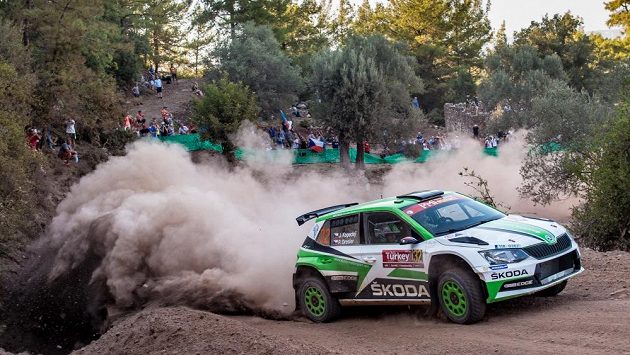 Jan Kopecký s Pavlem Dreslem ve Škodě Fabii R5 v Turecké rallye. Jan Kopecký s Pavlem Dreslem ve Škodě Fabii R5 v Turecké rallye.