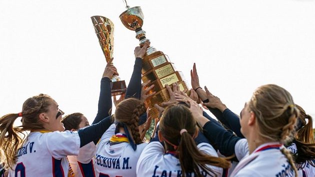 Softbalistky z Ledenic ovládly letošní extraligu a slaví zlatý hattrick Softbalistky z Ledenic ovládly letošní extraligu a slaví zlatý hattrick
