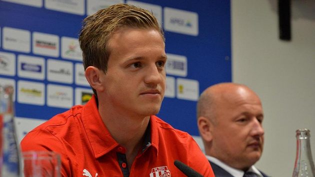 Jan Kopic (vlevo) je prozatím největší plzeňskou letní posilou. Jan Kopic (vlevo) je prozatím největší plzeňskou letní posilou.