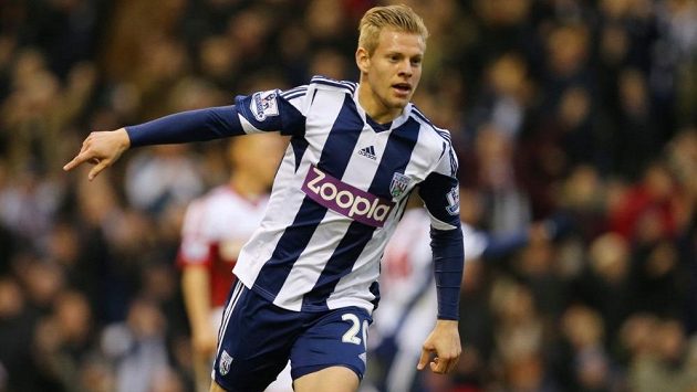 Matěj Vydra z WBA v utkání Premier League proti Fulhamu. Matěj Vydra z WBA v utkání Premier League proti Fulhamu.