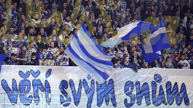 Fanoušci v Brně uvidí Kometu ve všechn domácích zápasech v Kajot Areně. Fanoušci v Brně uvidí Kometu ve všechn domácích zápasech v Kajot Areně.