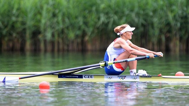 Skifařka Mirka Knapková Skifařka Mirka Knapková
