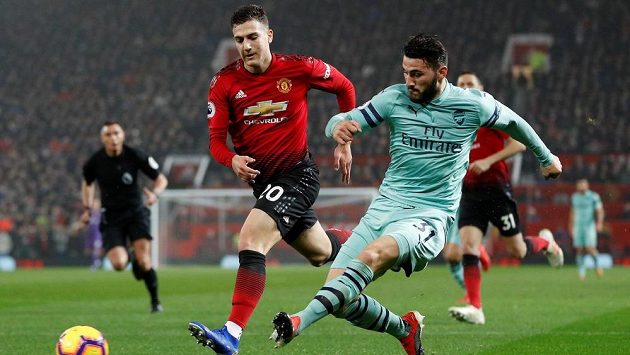 Arsenal začal výborně a na Old Trefford šel do vedení Arsenal začal výborně a na Old Trefford šel do vedení