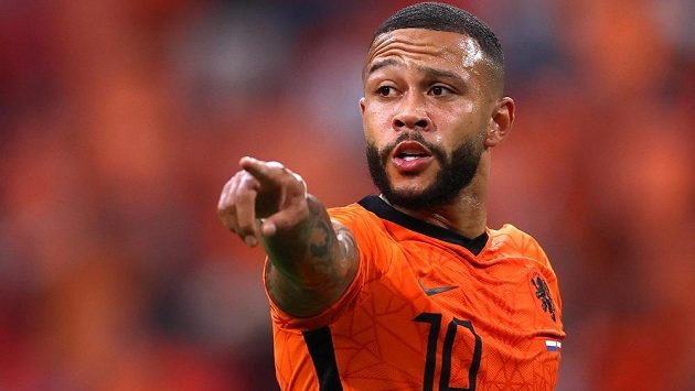 Nizozemský záložník Memphis Depay na EURO. Nizozemský záložník Memphis Depay na EURO.