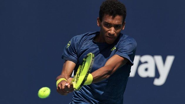Kanadský tenista Felix Auger-Aliassime na turnaji v Miami. Kanadský tenista Felix Auger-Aliassime na turnaji v Miami.