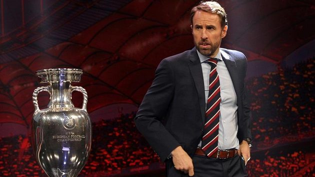 Podle trenéra Garetha Southgatea fotbalistům Anglie pomohou nedávné porážky s Čechy a Chorvaty k tomu, aby k vzájemným utkáním ve skupině na mistrovství Evropy v příštím roce přistoupili zodpovědněji. Podle trenéra Garetha Southgatea fotbalistům Anglie pomohou nedávné porážky s Čechy a Chorvaty k tomu, aby k vzájemným utkáním ve skupině na mistrovství Evropy v příštím roce přistoupili zodpovědněji.